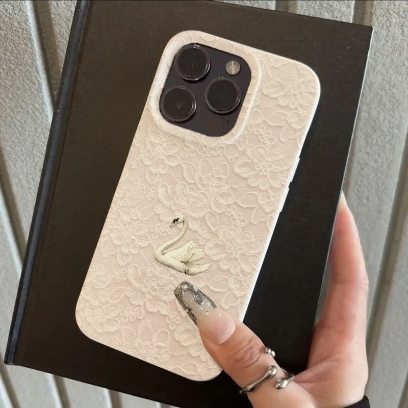 Etui na telefon z koronkowym w – Apple Iphone 15 recenzja i cena